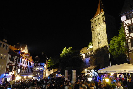 Platz am Tiergärtnertor &ndash; (11.05.2018, VGN &copy;&nbsp;VGN GmbH)