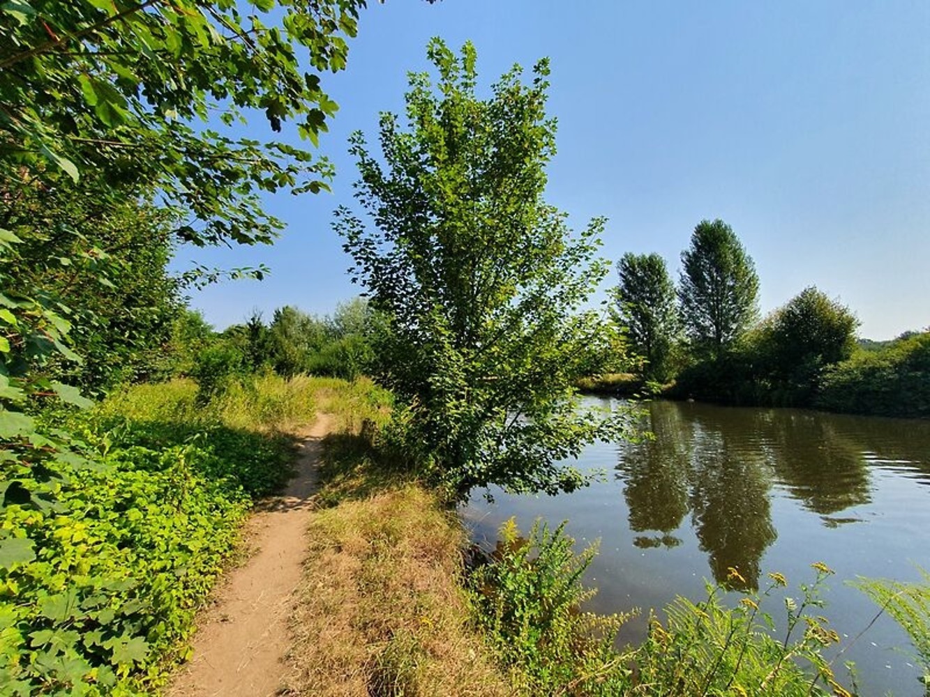 Nicht nur in der warmen Jahreszeit einen Spaziergang wert: Die Pegnitzauen. &ndash;  (&copy;&nbsp;Tourismus Fürth)