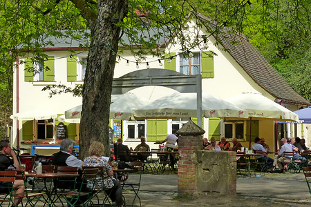 Biergarten Steinbrüchlein &ndash; (26.04.2013, VGN &copy;&nbsp;VGN GmbH)