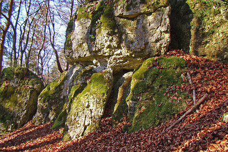 Felsformationen am Wegrand (EN) &ndash; (VGN &copy;&nbsp;VGN GmbH)