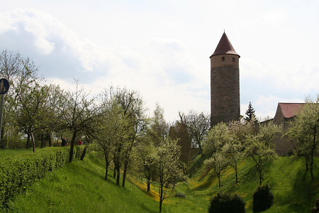 Eulenturm mit Herrengraben &ndash; (Richard Schober &copy;&nbsp;Tourist Information Iphofen)