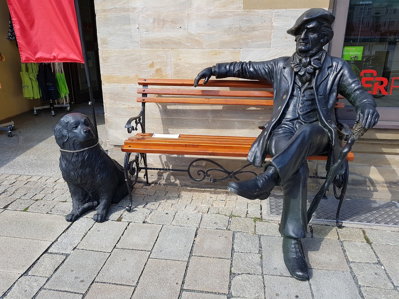 Richard Wagner auf Bank &ndash;  (16.07.2019, S. Dassler &copy;&nbsp;VGN GmbH)