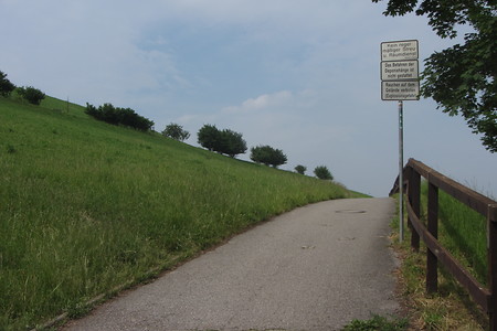 Auffahrt Solarberg &ndash; (20.08.2016, schreibwerk &copy;&nbsp;schreibwerk)