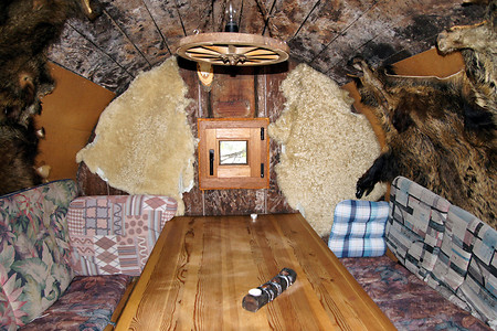 Umgebautes Weinfass beim Südtiroler &ndash; (25.09.2011, VGN &copy;&nbsp;VGN GmbH)