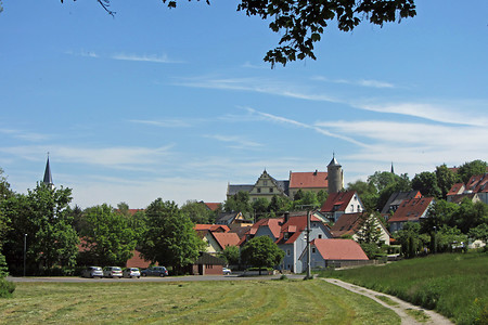 Blick zurück nach Aub &ndash; (Rück &copy;&nbsp;Rück)