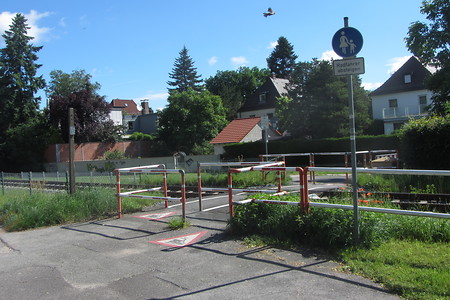 Bahnübergang &ndash; (18.06.2016, schreibwerk &copy;&nbsp;schreibwerk)