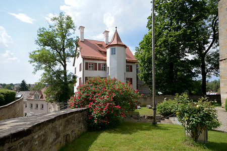 Weißes Schloß (2) &ndash; (26.05.2016, VGN &copy;&nbsp;VGN GmbH)