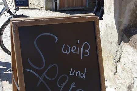 Erdbeeren und Spargel &ndash; (05.06.2018, S. Dassler &copy;&nbsp;VGN GmbH)