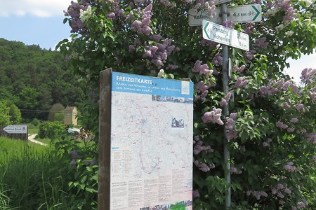 Abzweig in Rohrbach &ndash; (21.08.2015, schreibwerk &copy;&nbsp;schreibwerk)