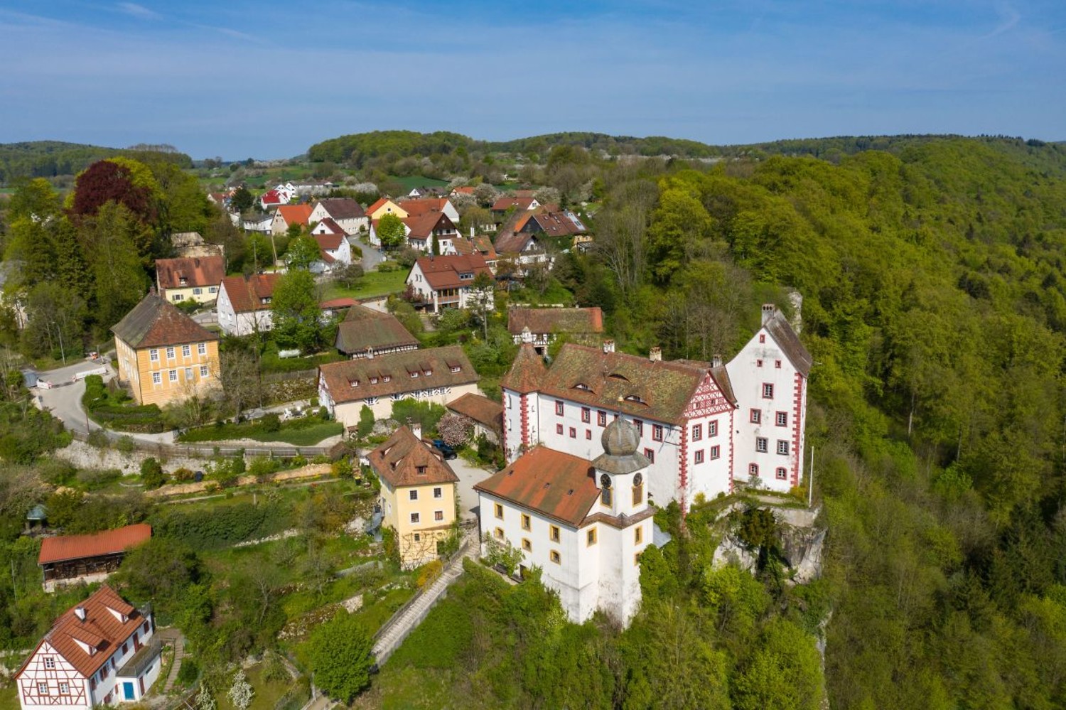 Burg Egloffstein &ndash;  (Holger Leue &copy;&nbsp;Franken Tourismus)