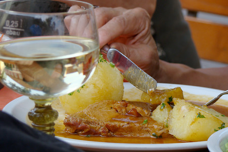 Fränkische Küche &ndash; (28.07.2008, VGN &copy;&nbsp;VGN GmbH)