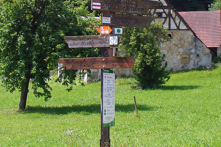 Wegweiser &ndash; (11.08.2016, VGN &copy;&nbsp;VGN GmbH)