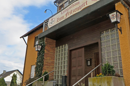 Eingang zum Fritzenwirt &ndash; (11.08.2016, VGN &copy;&nbsp;VGN GmbH)