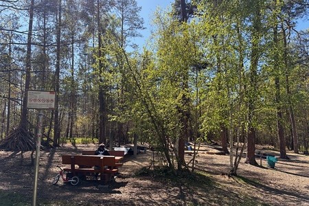 Sitzmöglichkeiten für die Eltern &ndash; (&copy;&nbsp;Jutta Bär)