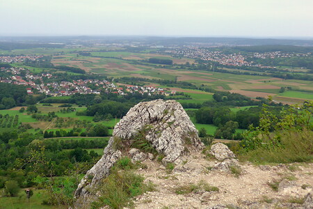 Felsen am Walberla &ndash; (14.09.2019, A. u. M. Müller &copy;&nbsp;VGN GmbH)