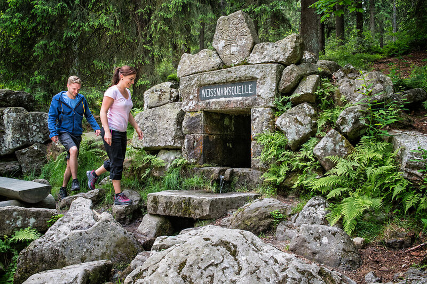 An der Weißmannsquelle &ndash;  (&copy;&nbsp;Tourismuszentrale Fichtelberg / Florian Trykowski)