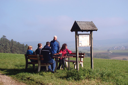 Rastplatz oberhalb von Kirchahorn &ndash; (24.10.2011, VGN &copy;&nbsp;VGN GmbH)