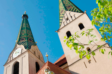 Kirche &ndash; (09.09.2006, VGN &copy;&nbsp;VGN GmbH)