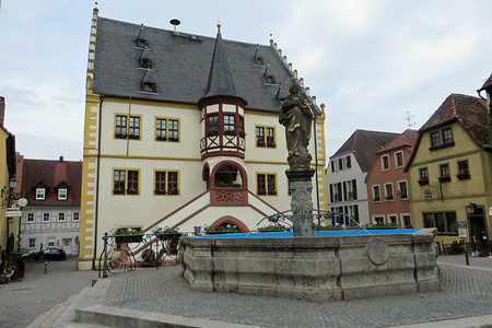 Volkach Rathaus &ndash; (03.09.2016, VGN &copy;&nbsp;VGN GmbH)