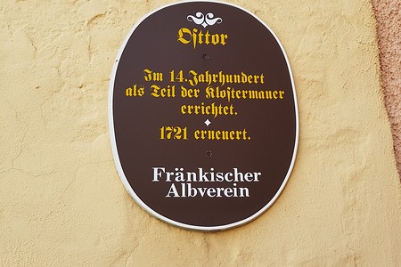 Engelthal Osttor Hinweisschild &ndash; (04.08.2019, S. Dassler &copy;&nbsp;VGN GmbH)