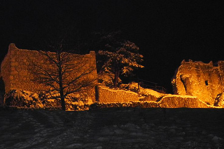 Burgruine Lichtenegg im Winter &ndash; (VGN &copy;&nbsp;VGN GmbH)