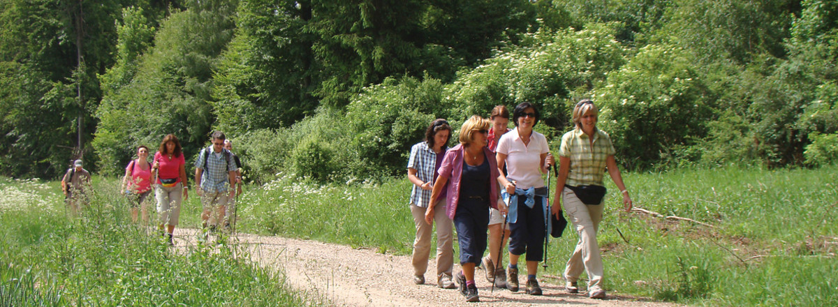 Wandergruppe vor Poppberg &ndash;  (VGN &copy;&nbsp;VGN GmbH)