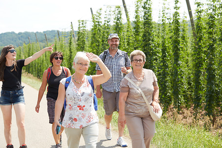 Wandern durch die Hopfenlandschaft &ndash; (20.07.2019, A. Gaspar-Klein &copy;&nbsp;A. Gaspar-Klein)