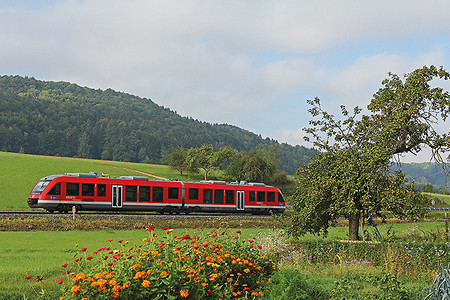 Bei Eschenbach &ndash; (29.04.2019, DB AG / C.Weber &copy;&nbsp;DB AG / C.Weber)