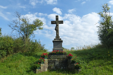Steinkreuz am Wegrand &ndash; Aufstieg zum Staffelberg... (22.08.2014, VGN &copy;&nbsp;VGN GmbH)