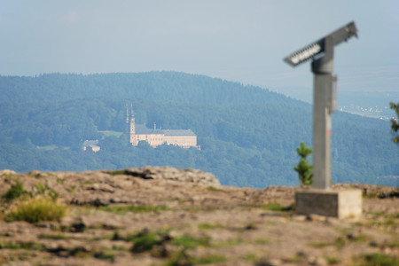 Kloster Banz fest im Blick &ndash; Aussicht vom Staffelberg (06.08.2014, VGN &copy;&nbsp;VGN GmbH)