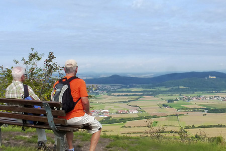 Rastbank mit Blick auf Kloster Banz &ndash; (22.08.2014, VGN &copy;&nbsp;VGN GmbH)