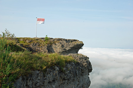 Staffelberg mit Frankenfahne &ndash; (06.08.2014, VGN &copy;&nbsp;VGN GmbH)