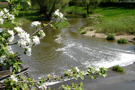 Aischtalbrücke Trailsdorf &ndash; (07.05.2006, VGN &copy;&nbsp;VGN GmbH)