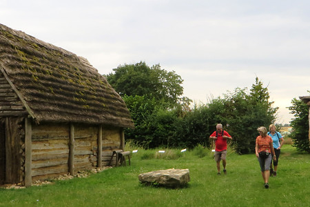 Steinzeithaus &ndash; (03.12.2016, VGN &copy;&nbsp;VGN GmbH)