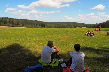 Rastplatz Wiese &ndash; (11.08.2019, U. Buescher &copy;&nbsp;VGN GmbH)
