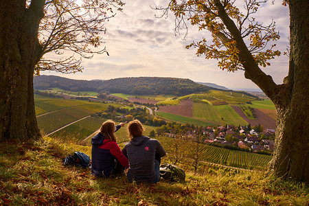 Weitblick ins Weinland &ndash; (17.10.2021, U. Buescher &copy;&nbsp;VGN GmbH)