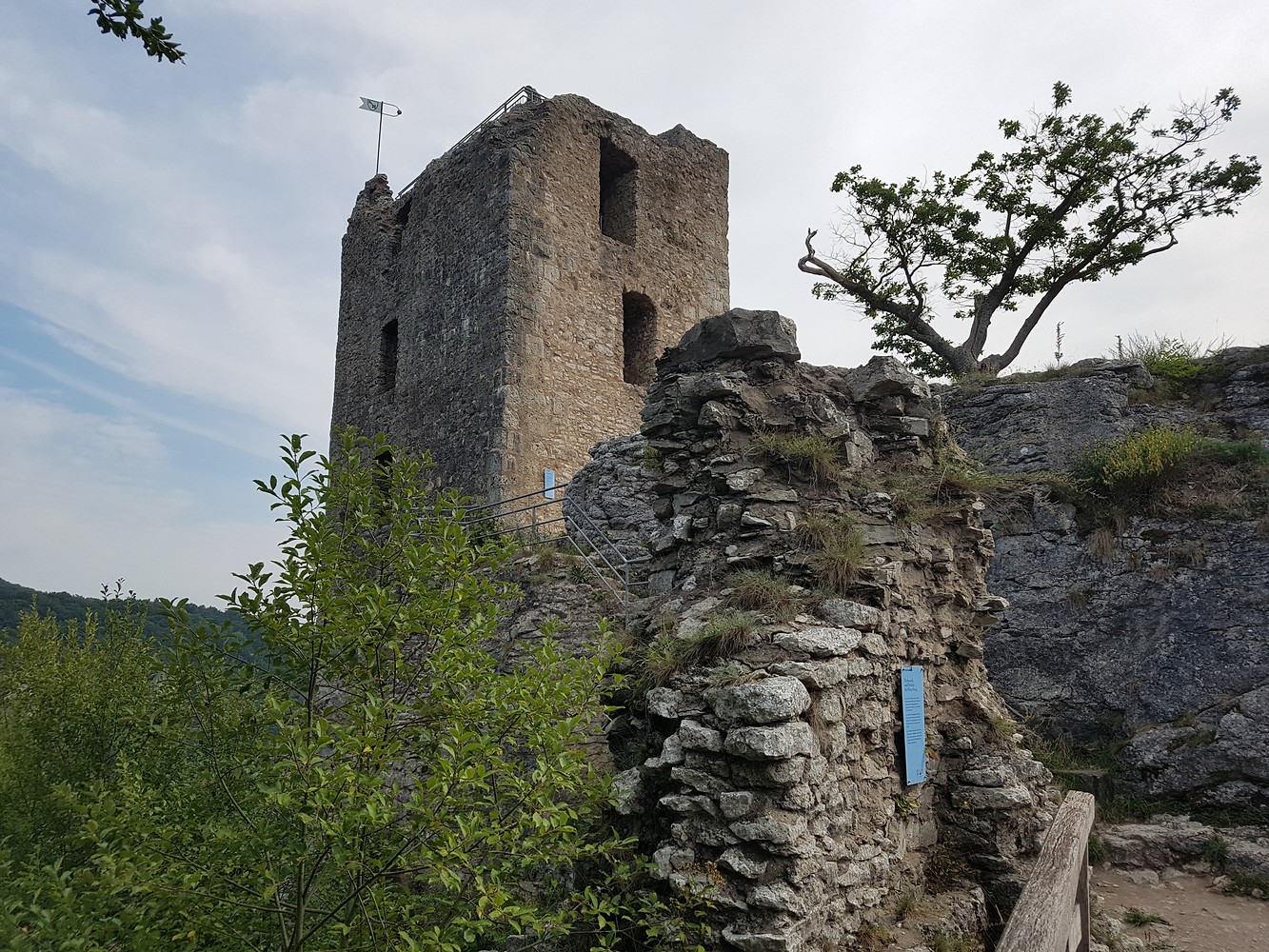 Burgruine Neideck &ndash;  (28.08.2019, S. Dassler &copy;&nbsp;VGN GmbH)