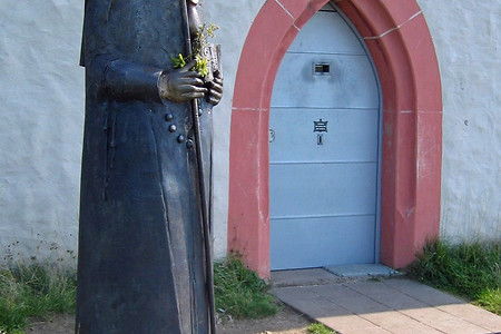 Statue der Heiligen Walburga &ndash; (VGN &copy;&nbsp;VGN GmbH)