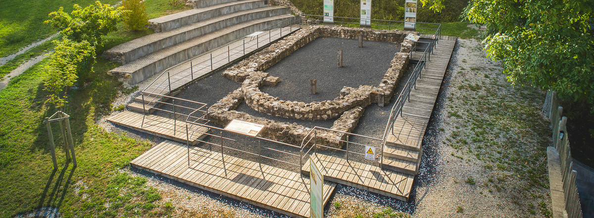 Stätte frühchristliche Ausgrabungen St. Martin in Ernhof. &ndash;  (15.11.2024, VGN &copy;&nbsp;Stephan Böhm)