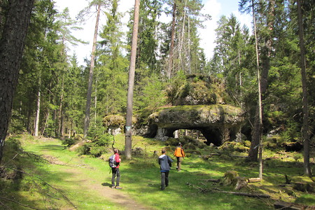 Kleiner Lochstein &ndash; (01.05.2016, VGN &copy;&nbsp;VGN GmbH)