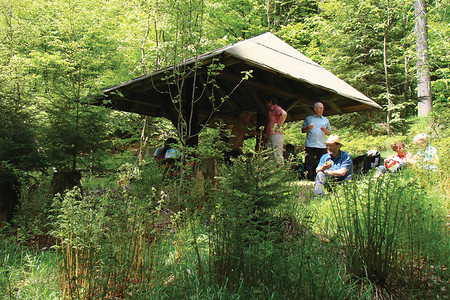 Unterstand der Brunnenanlage &ndash; (25.05.2010, VGN &copy;&nbsp;VGN GmbH)