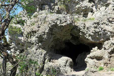 Höhleneingang &ndash; (29.09.2015, VGN &copy;&nbsp;VGN GmbH)