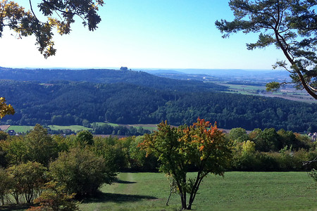 Blick zurück zum Ansberg (Veitsberg) &ndash; (02.10.2015, VGN &copy;&nbsp;VGN GmbH)