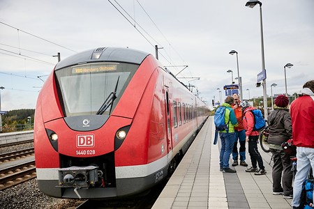 Bahnhof Allersberg (Rothsee) &ndash; (10.10.2020, Andrea Gaspar-Klein &copy;&nbsp;VGN GmbH)