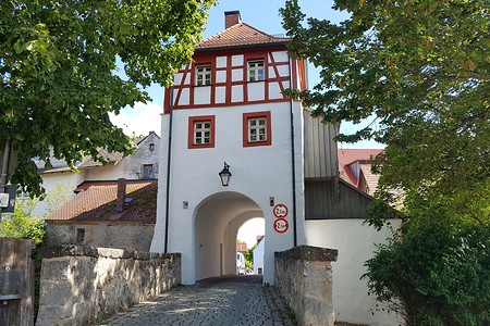 Stadttor in Hollfeld &ndash; (11.08.2019, S. Dassler &copy;&nbsp;VGN GmbH)