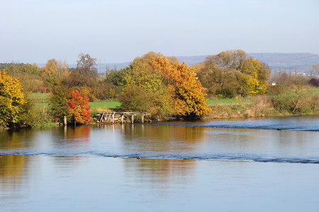 Regnitz im Herbst &ndash; (VGN &copy;&nbsp;VGN GmbH)