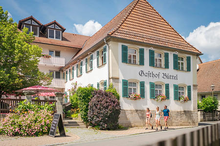 Gasthof Büttel in Geisfeld &ndash; (02.07.2021, Dietmar Denger &copy;&nbsp;Dietmar Denger)