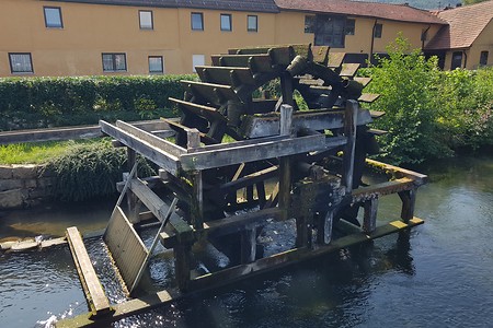 Wasserschöpfrad in Ebermannstadt &ndash; (28.08.2019, S. Dassler &copy;&nbsp;VGN GmbH)
