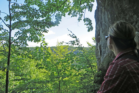 Blick durchs Felsentor &ndash; (29.09.2015, VGN &copy;&nbsp;VGN GmbH)