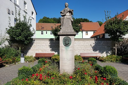 Denkmal Viktor von Scheffel &ndash; (23.08.2019, S. Dassler &copy;&nbsp;VGN GmbH)